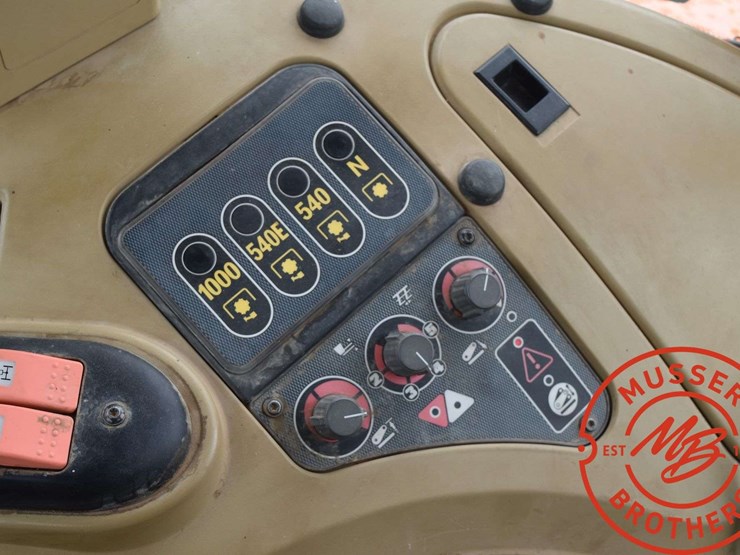 1991-john-deere-4755-image-43