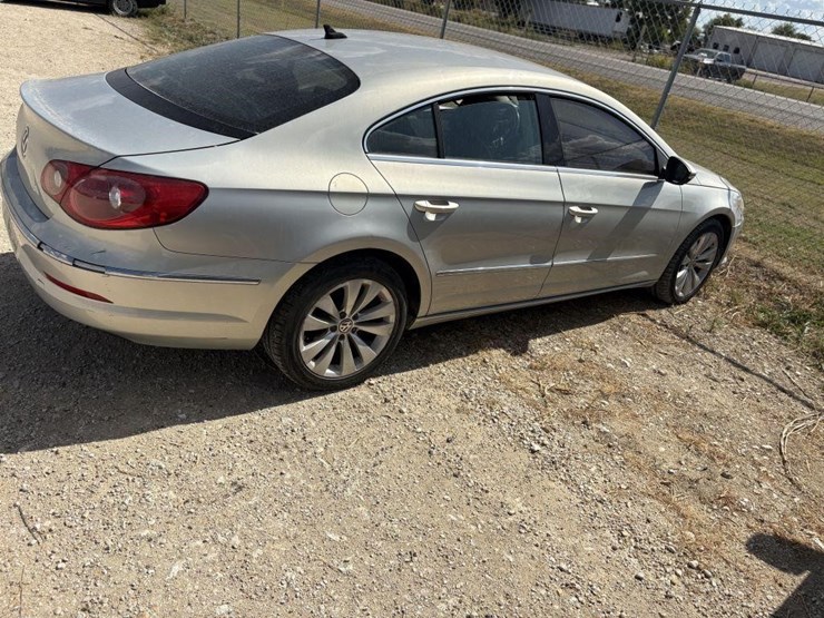 l1---2009-volkswagen-image-3