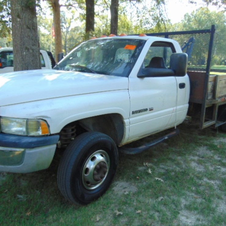 2002 DODGE RAM 3500