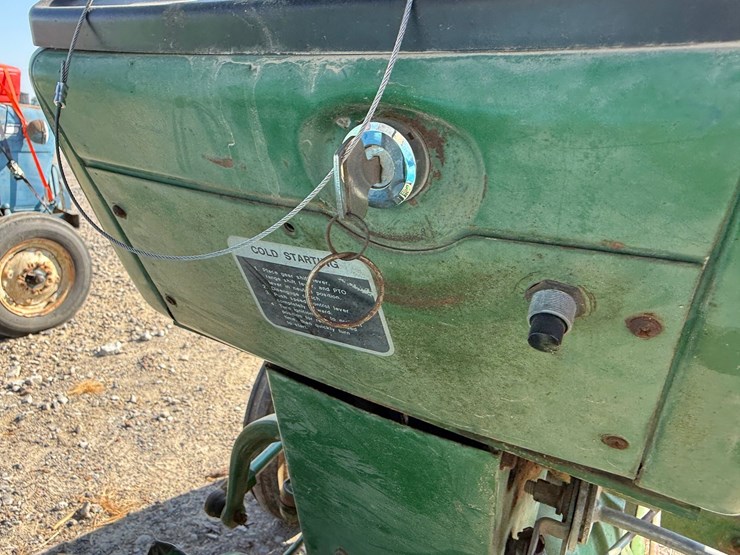 john-deere-1050-image-26