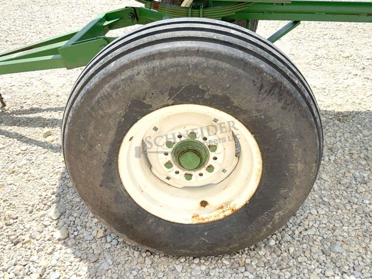 1,000-gallon-anhydrous-wagon-image-26