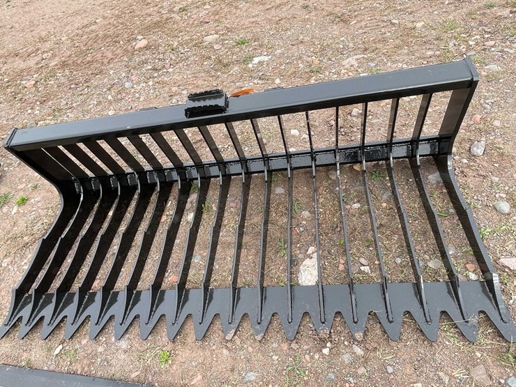 #5107-•-76-in.-skeleton-bucket-low-side-image-1