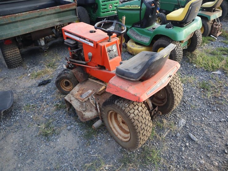 allis-chalmers-610-lawn-&-garden-tractor-image-6