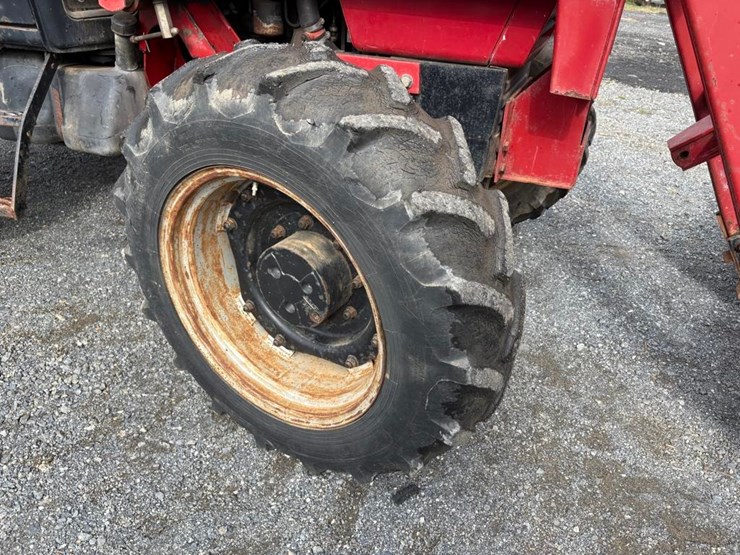 case-ih-685-image-11