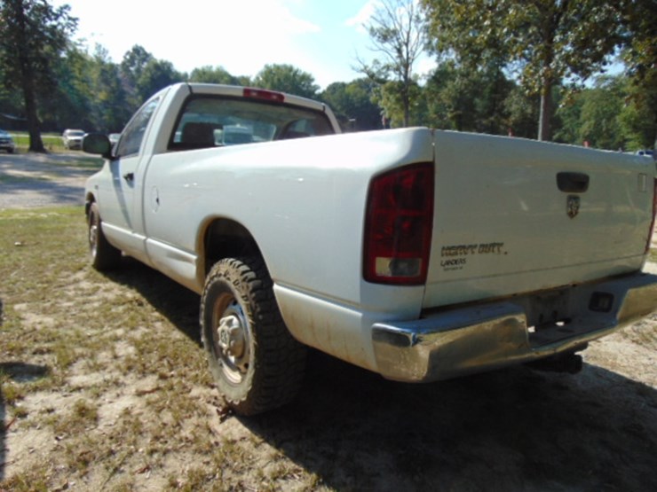 2006-dodge-ram-2500-image-3