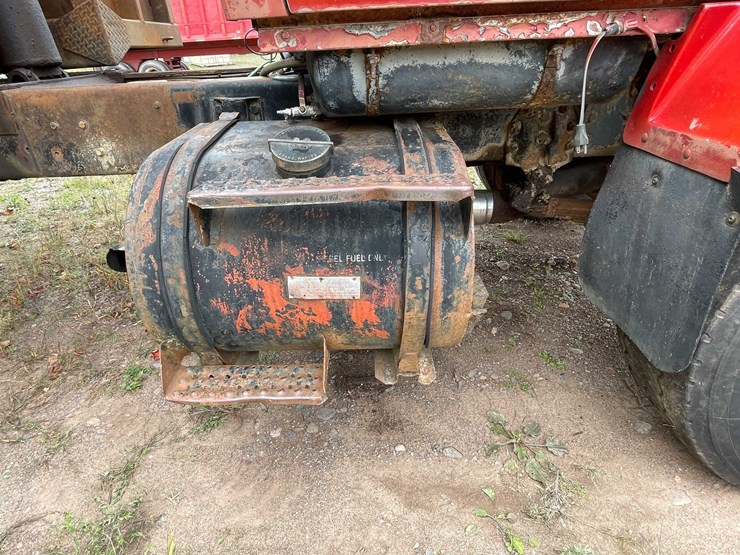 #5049-•-1980-ford-t/a-flatbed-dump-truck-(has-mi-title)-image-34