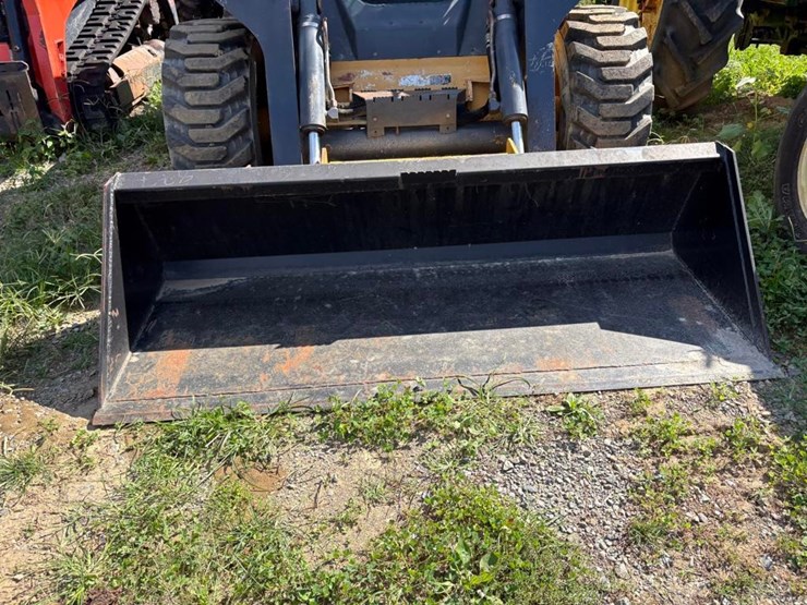 deere-328d-image-4