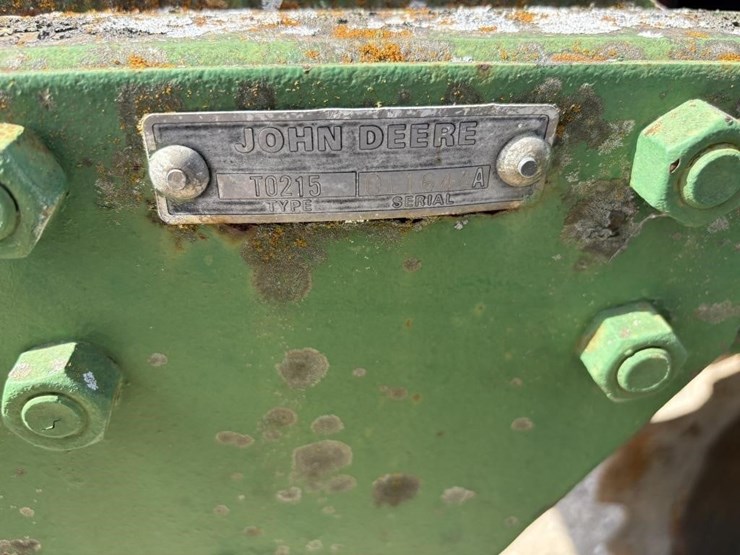 john-deere-215-image-9