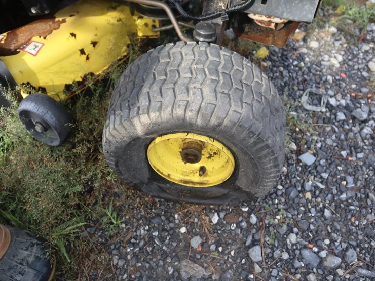 john-deere-d105-image-10