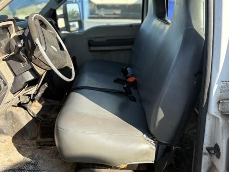 2008-ford-350-image-6