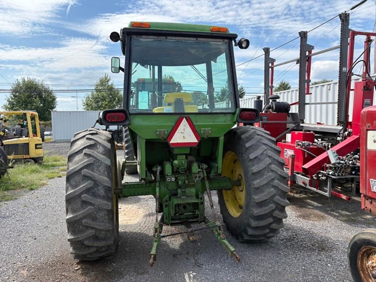 john-deere-4230-image-11