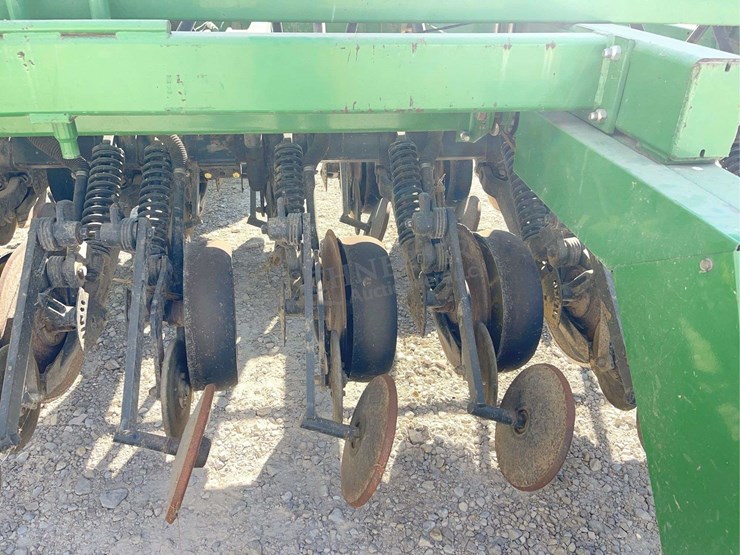 john-deere-750-image-30
