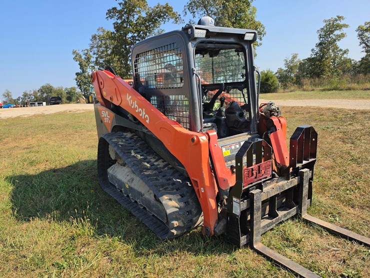 2024-kubota-svl97-2-image-14