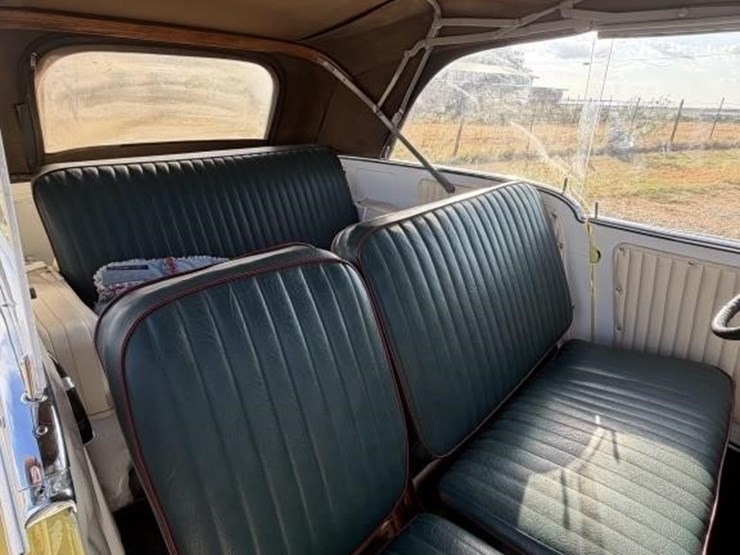 offsite--1949-willy's-jeepster-image-11