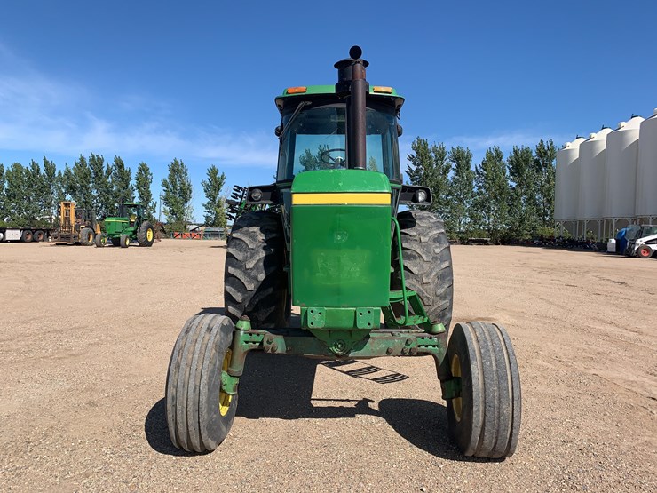 john-deere-4630-image-2