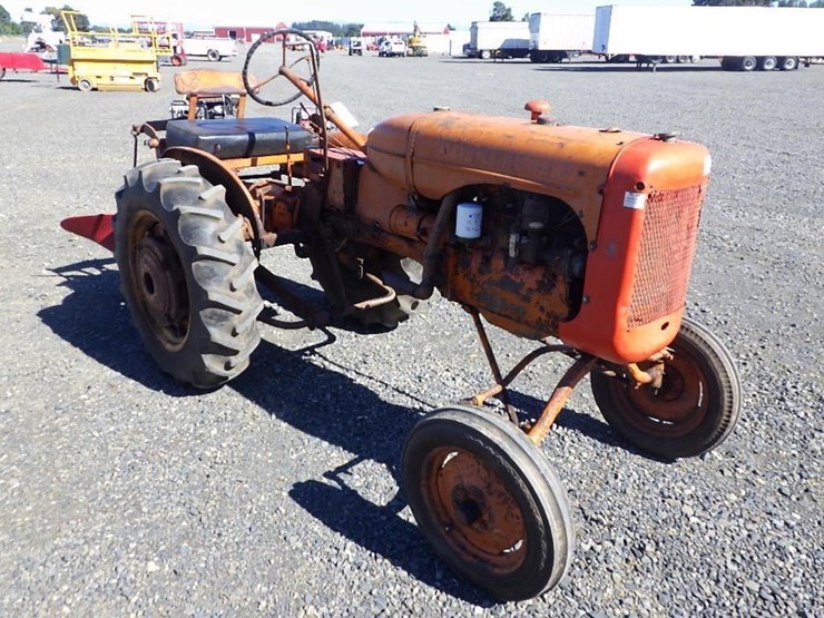allis-chalmers-b-tractor-image-7
