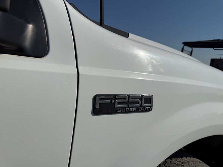 2003-ford-f250-image-23