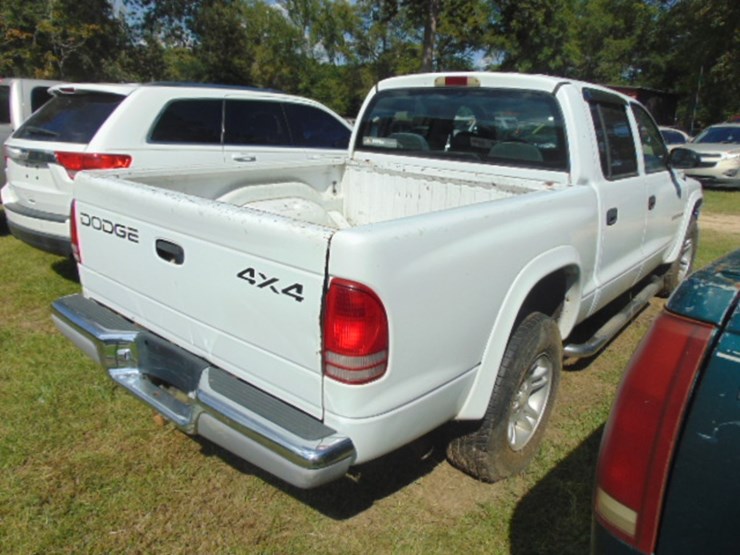 2001-dodge-dakota-image-2