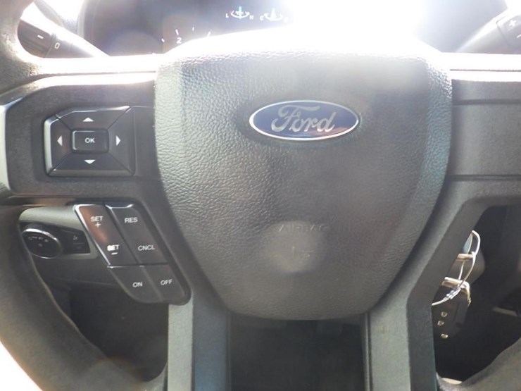 2017-ford-f350-image-37