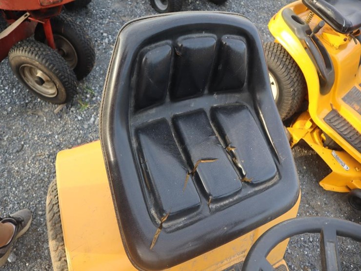 cub-cadet-1325-riding-mower-image-16