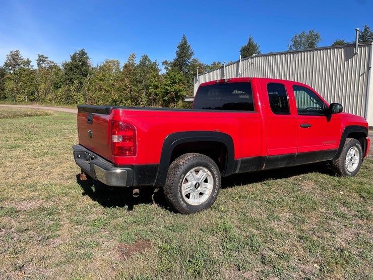 2010-chevrolet-1500-image-5