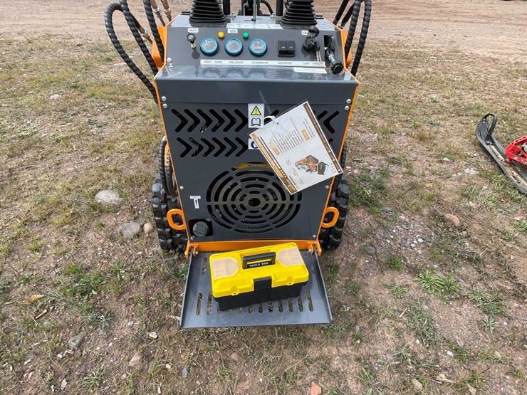 #5054-•-2026-landhonor-lhr-me380r3a-mini-skid-steer-loader-image-6