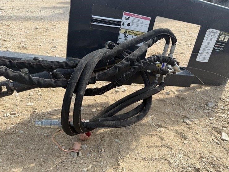 l3--wolverine-72"-skid-steer-unused-sickle-bar-mow-image-3