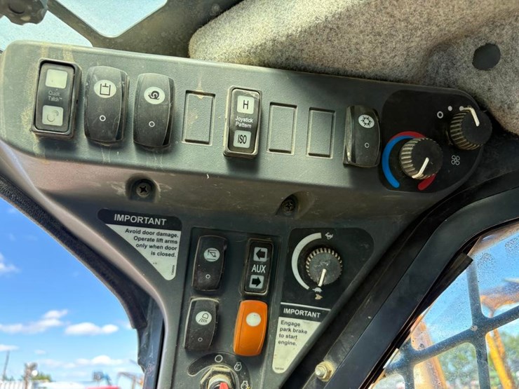 deere-328d-image-20