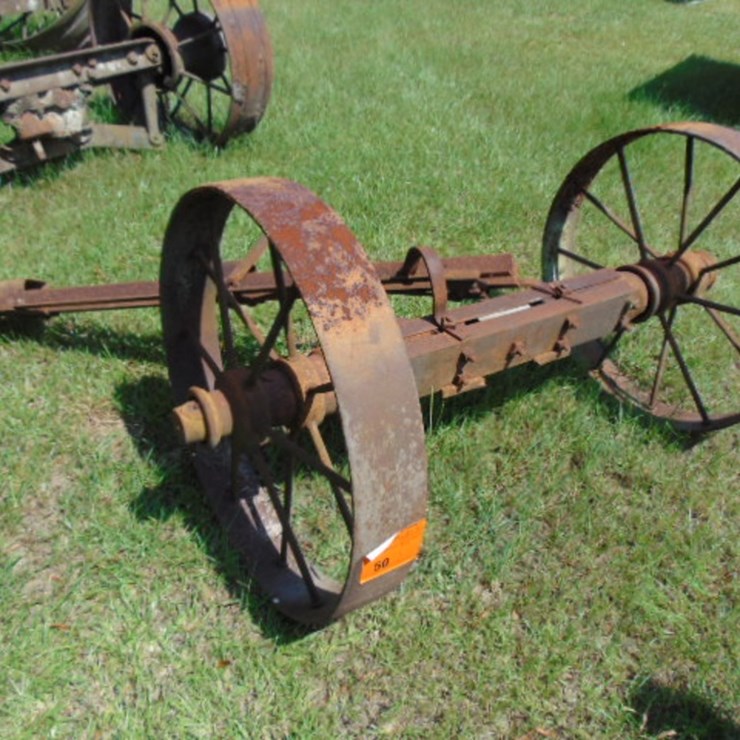 AXLE W/ 32" WHEELS