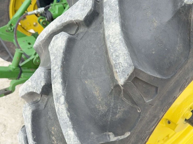 john-deere-2550-image-30