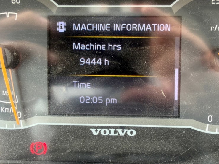 2017-volvo-l110h-image-12