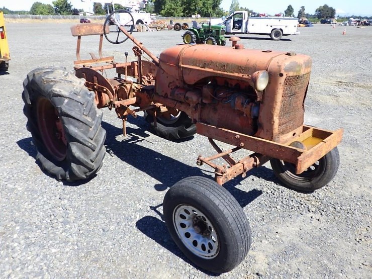 allis-chalmers-model-b-tractor-image-7