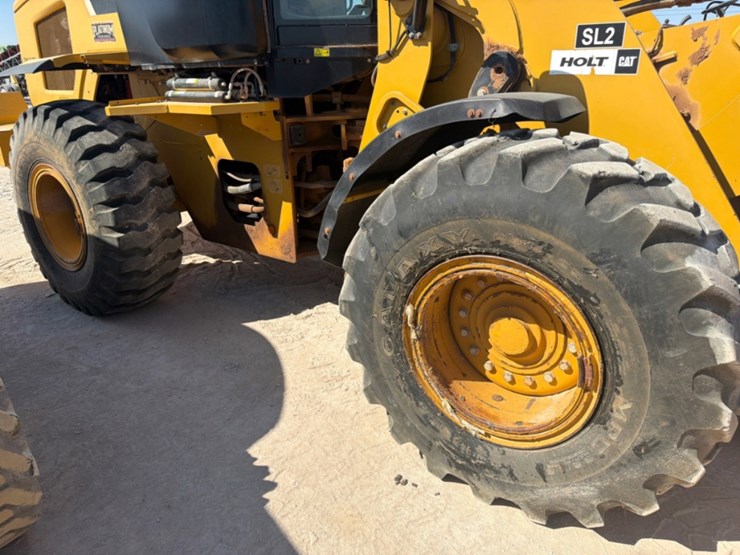 2012-caterpillar-938k-image-6