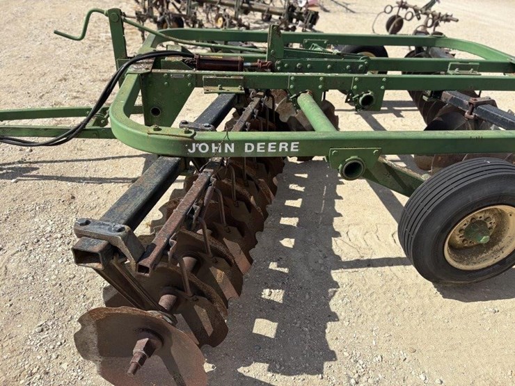 john-deere-215-image-5