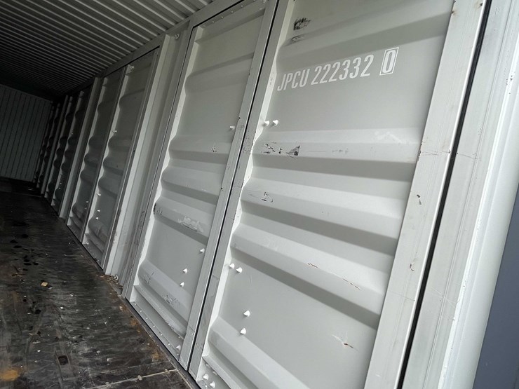 #5063-•-2026-40'-high-cube-multi-door-shipping-container-image-17