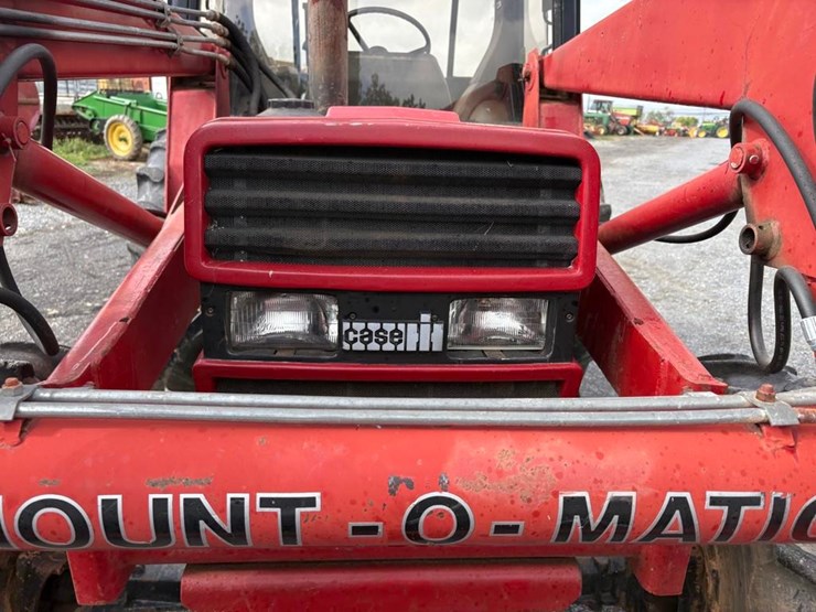 case-ih-685-image-8