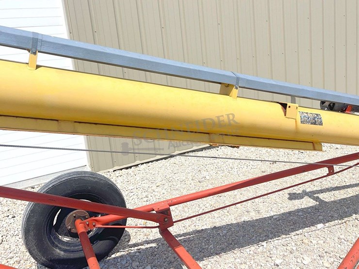 westfield-7"x31'-transport-auger-image-21