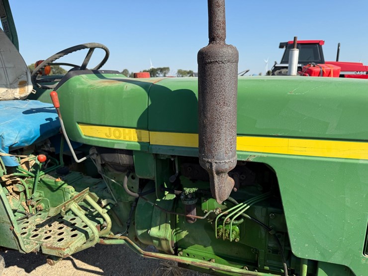 john-deere-1050-image-17