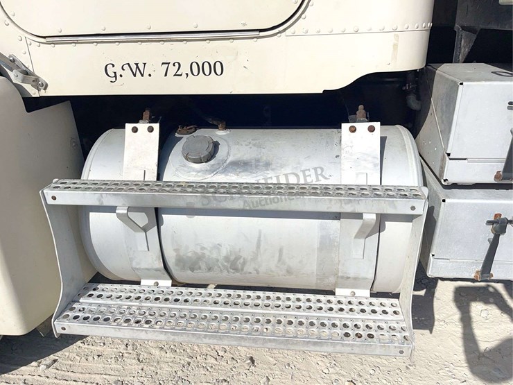 1989-freightliner-tandem-axle-grain-truck-image-76