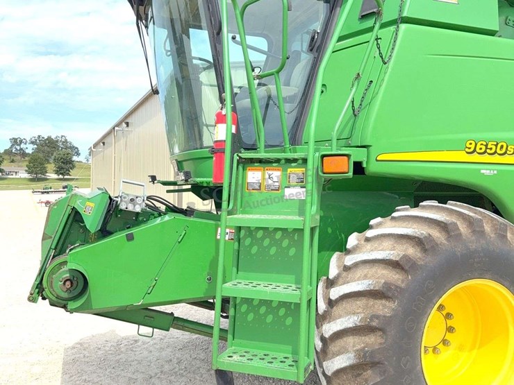 2000-john-deere-9650-sts-image-98