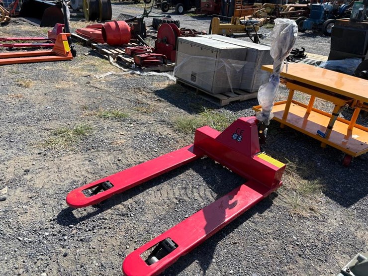 48in-low-profile-pallet-truck-image-2