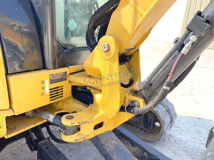 2012-caterpillar-304d-cr-image-17