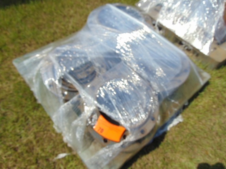 pallet-of-17pcs-of-misc.-flat-flanges-image-1