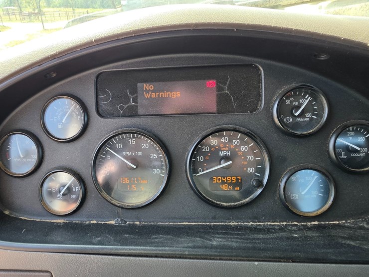 2012-peterbilt-382-image-90