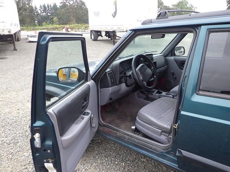 1998-jeep-cherokee-image-22