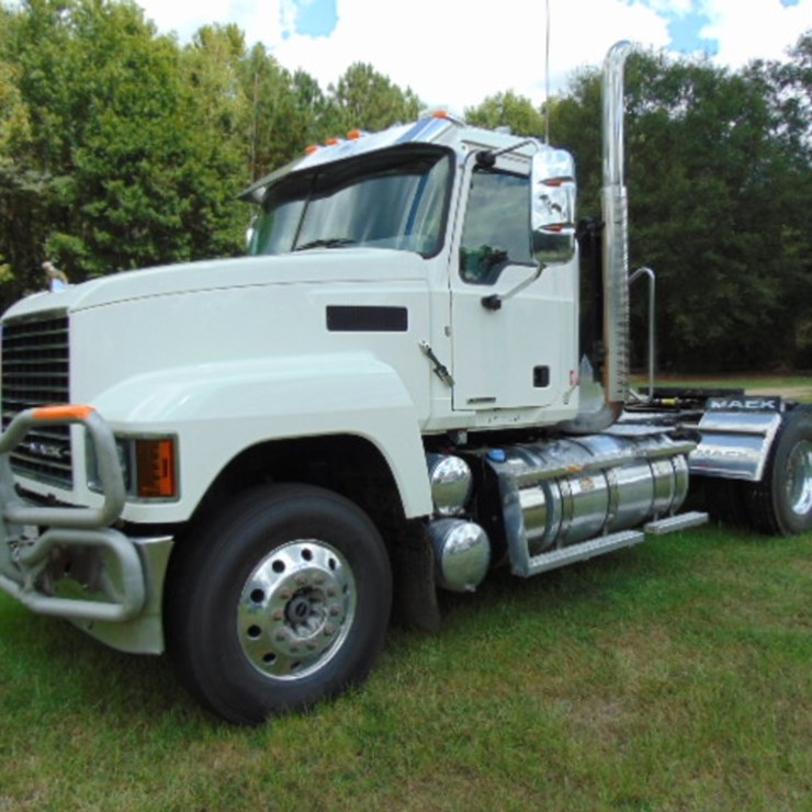 2019 MACK PINNACLE 64T