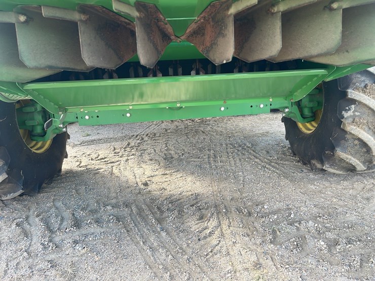 john-deere-s670-image-21