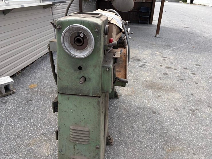 lathe-w/parts-&-manual-image-5