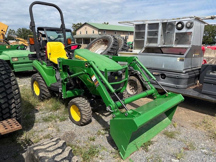 john-deere-1023e-image-3