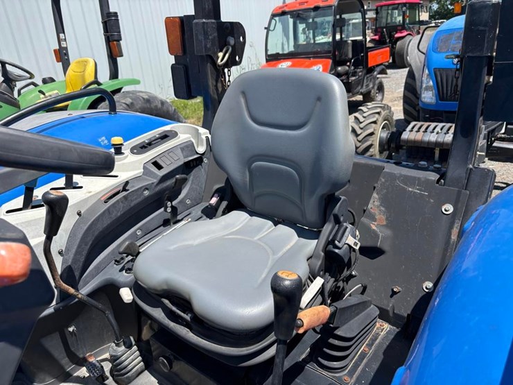new-holland-workmaster-95-image-8